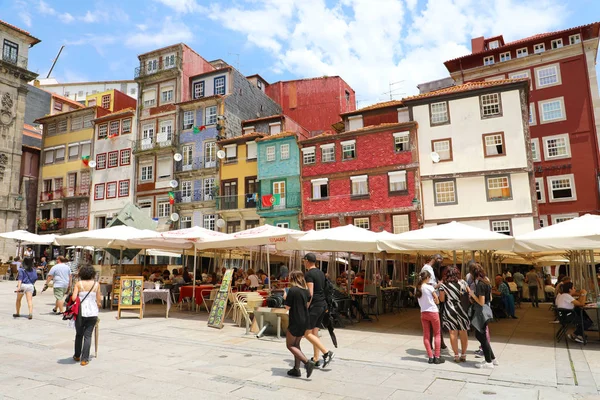Porto Portugal Junho 2018 Casas Coloridas Restaurantes Longo Rio Douro — Fotografia de Stock