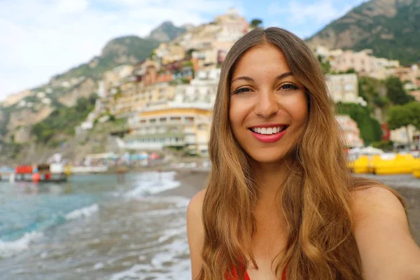 Retrato Una Joven Atractiva Ciudad Positano Costa Amalfi Italia Chica — Foto de Stock