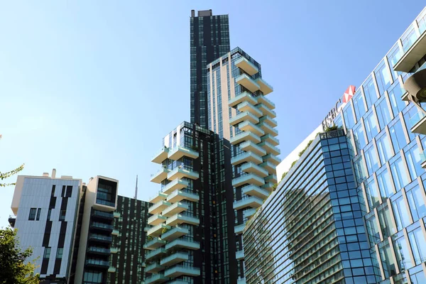 Milão Itália Julho 2018 Garibaldi Distrito Com Banco Hsbc Torre — Fotografia de Stock