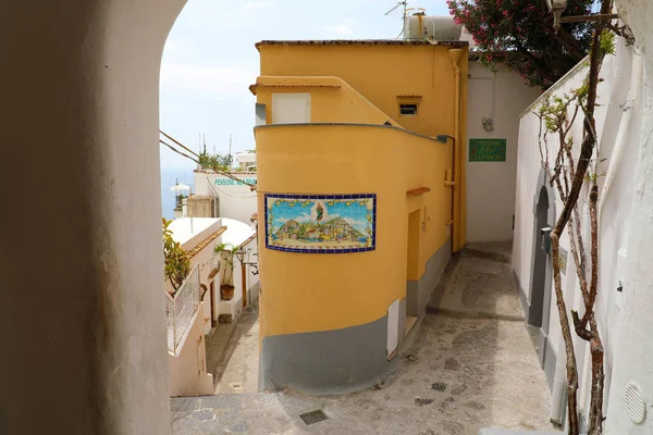 Positano Italia Luglio 2018 Caratteristico Vicolo Positano Costiera Amalfitana Italia — Foto Stock