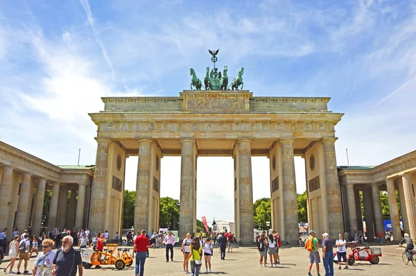 Berlín Německo Června 2017 Brandenburg Gate Brandenburger Tor Století Klasicistní — Stock fotografie