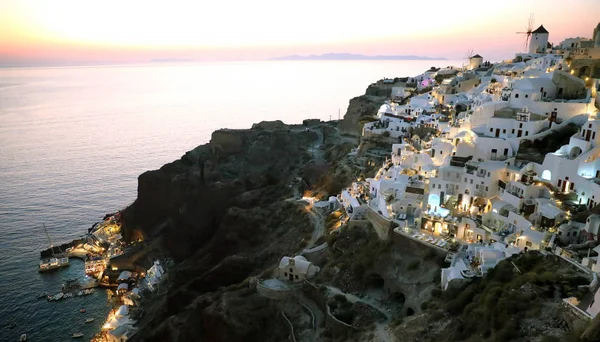 Záliv Malebné Vesničce Oia Ostrově Santorini Noci Řecko — Stock fotografie