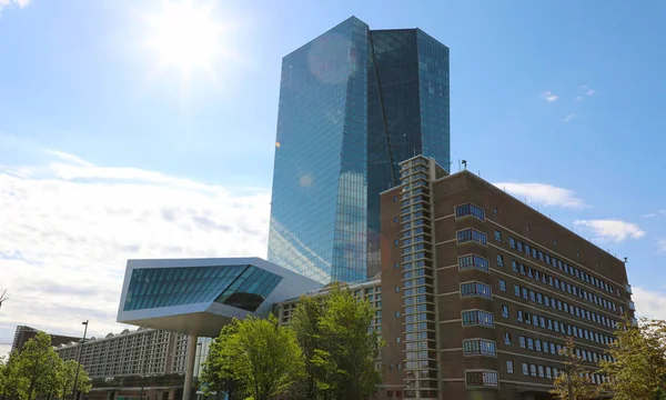 FRANKFURT, ALEMANHA - JUNHO 1, 2019: Sede do Banco Central Europeu em Frankfurt, Alemanha — Fotografia de Stock