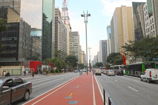 SAO PAULO, BRASIL - 9 de maio de 2019: Hora de ponta da Avenida Paulista, São Paulo — Fotografia de Stock