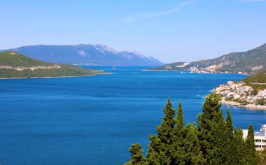Bosna-Hersek, Avrupa'da Neum kasabasından Adriyatik Denizi'nin güzel panoramik manzarası