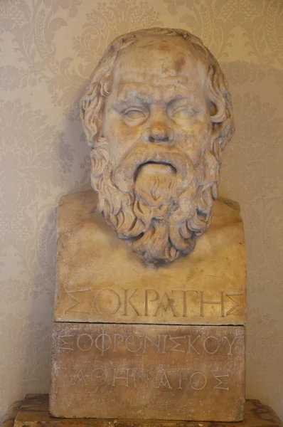 Rome, Italië-6 april 2016: een buste van Socrates, de Griekse filosoof in Capitolijnse musea, Rome, Italië — Stockfoto