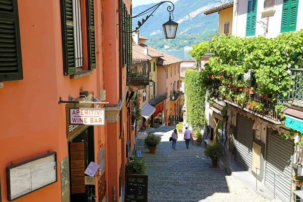 Bellagio Itália Junho 2020 Pitoresca Colorida Rua Velha Salita Serbelloni — Fotografia de Stock