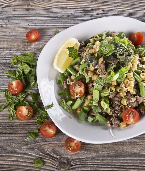 Pasta Met Gemalen Rundvlees Groenten Bovenaanzicht — Stockfoto