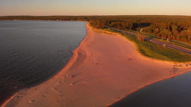 Danau Superior Pantai Saat Matahari Terbenam Pemandangan Udara Peninsula Atas — Stok Video