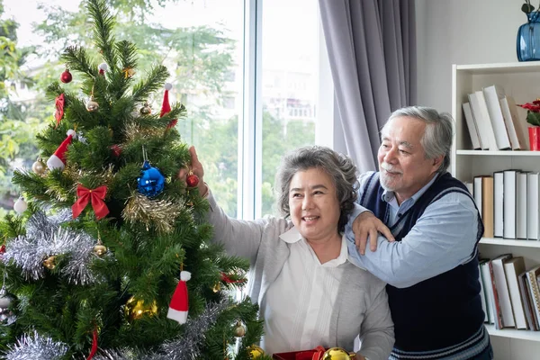 Een Paar Oudere Man Vrouw Blij Met Glimlach Hulp Voor — Stockfoto