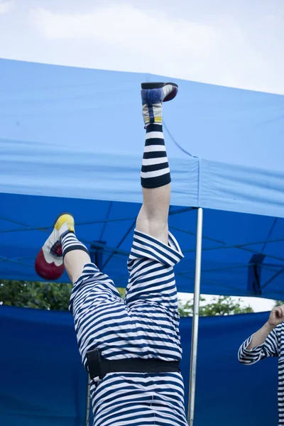 Warschau Polen Juni 2018 Clown Während Einer Freiluftaufführung Kindertag Juni — Stockfoto