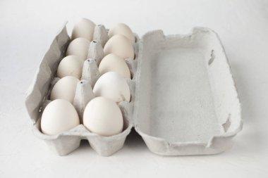 birden çok renk yumurta sürü