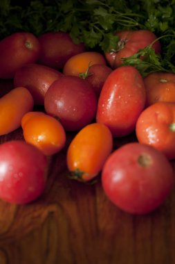 renkli organik domates karışımı