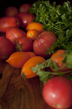 renkli organik domates karışımı