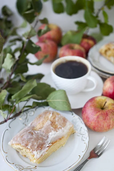 Äppelpaj Ekologiska Äpplen Och Bit Kakan — Stockfoto