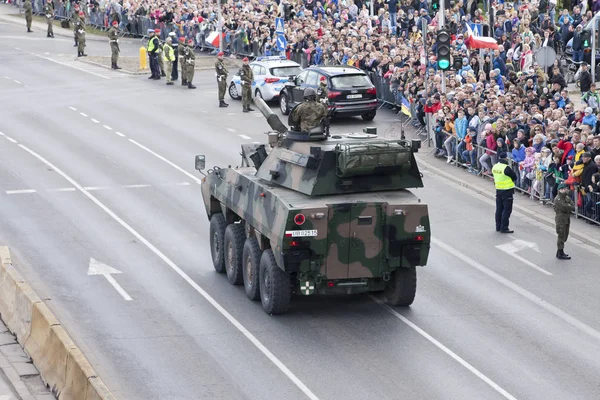 波兰华沙 5月3日 2019年5月3日 波兰华沙阅兵式上的军车 — 图库照片