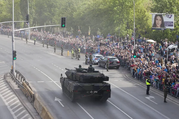 波兰华沙 5月3日 2019年5月3日 波兰华沙阅兵式上的军车 — 图库照片