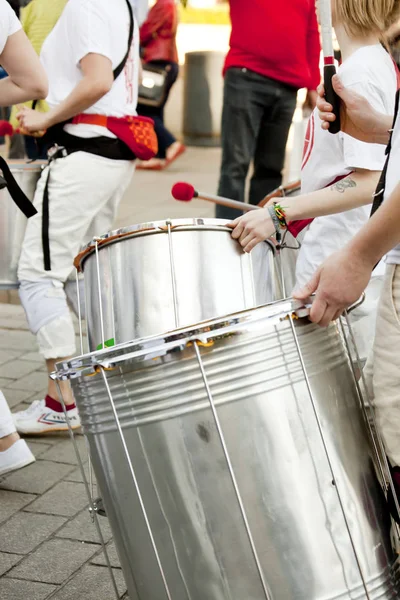 Varsavia Maggio 2019 Musicisti Che Suonano Alla Batteria Durante Una — Foto Stock