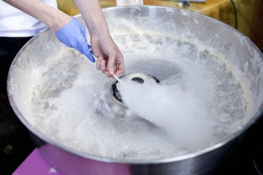 Şeker diş ipi makinesi- şeker diş ipi yapma