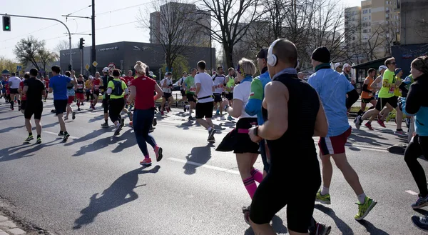 Warsaw Pologne Avril Coureurs Lors Marathon Dans Ville Avril 2019 — Photo