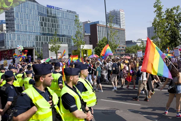 Warsaw Polonia Julio Desfile Personas Durante Igualdad Varsovia Polonia Julio —  Fotos de Stock