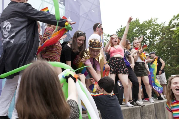 Warsaw Polónia Julho Pessoas Durante Desfile Igualdade Julho 2019 Varsóvia — Fotografia de Stock