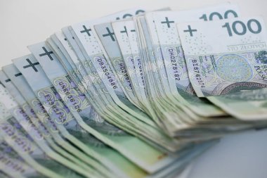 Varşova, 3 Ağustos 2019,- 3 Ağustos 2019'da Varşova, Polonya'da bir grup Polonya banknotunun yakın çekimi