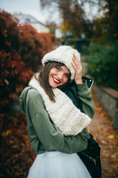 Mooi Happy Herfst Meisje — Stockfoto