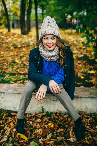 Mooi Happy Herfst Meisje — Stockfoto