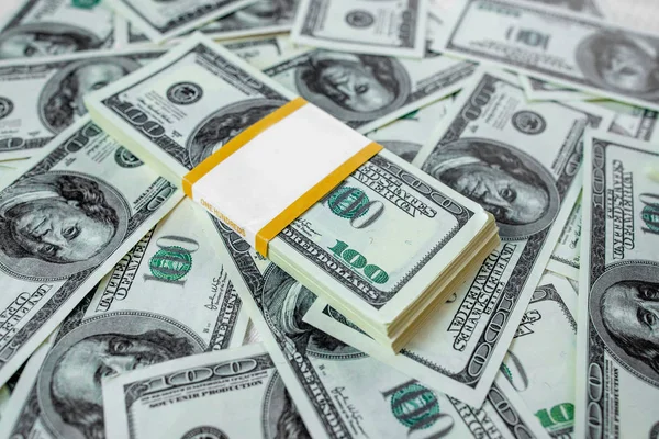 Billetera llena de plata hotsell