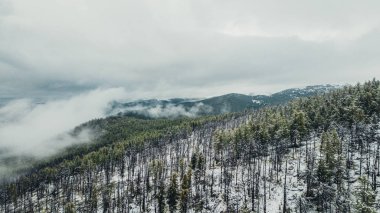 2500 metre yükseklikte dağlarda kış