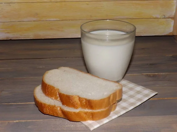 Glass Milk Bread Wooden Table — Stock Photo, Image