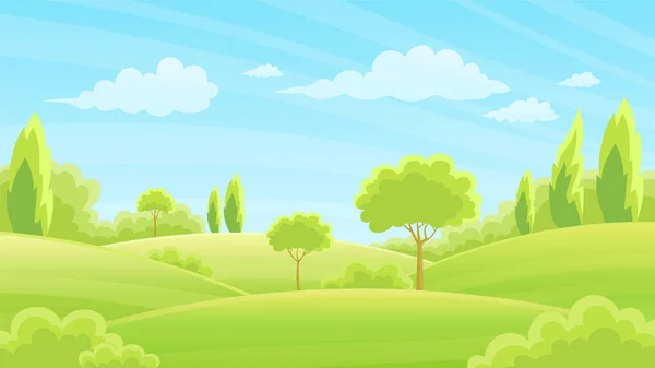 Arkasında tepeler ve gökyüzü olan yemyeşil ormanlar ve otlaklar