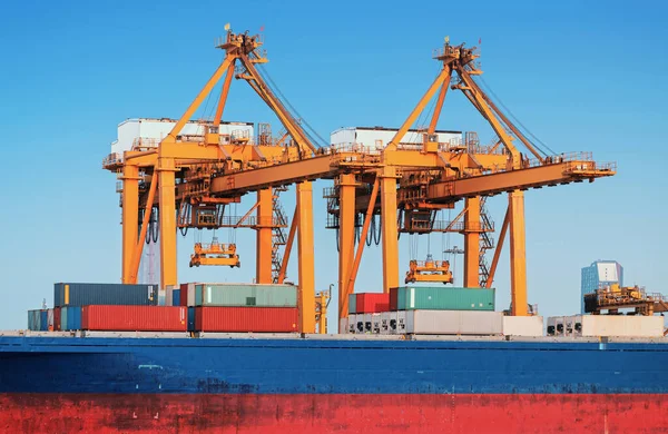 Containerschiffe Export Und Importgeschäft Und Der Logistik Fracht Wird Kran — Stockfoto