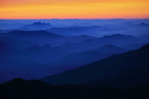 Bergblick Morgen Hintergrund Ist Orangefarbener Himmel — Stockfoto