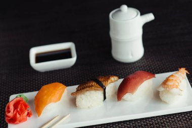 Japon suşi balık 4 çeşit