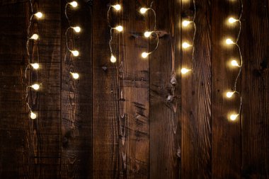 Ahşap Arkaplanda Ampuller