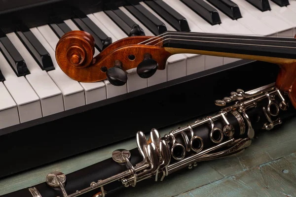 Instrumentos Musicais Fundo Madeira — Fotografia de Stock