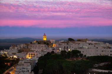 Sunset, Cadiz, Ansalusia, İspanya 'daki Vejer de la Frontera manzarası