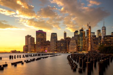 New york şehrinin Cityscape günbatımı ve ışık şehir ve liman, Manhattan, New york, Usa, Amerika Birleşik Devletleri