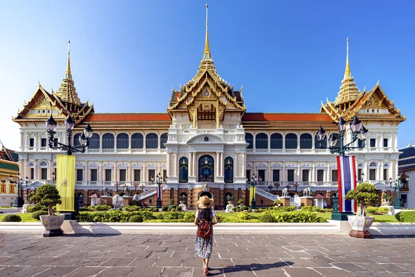 Royal grand palace — Stockfoto