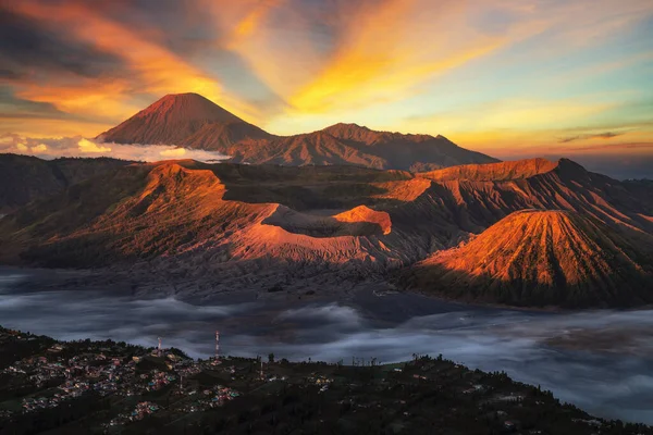Góra Bromo Jest Aktywnym Wulkanem Częścią Masywu Tengger Jawa Wschodnia — Zdjęcie stockowe