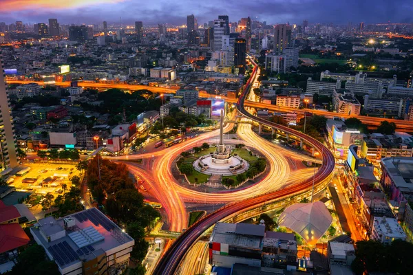 Monumento Vitorioso Tailândia Cidade Banguecoque Com Pôr Sol Fundo Edifício — Fotografia de Stock