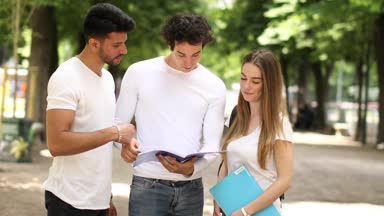 Mutlu öğrenciler açık öğrendiğim