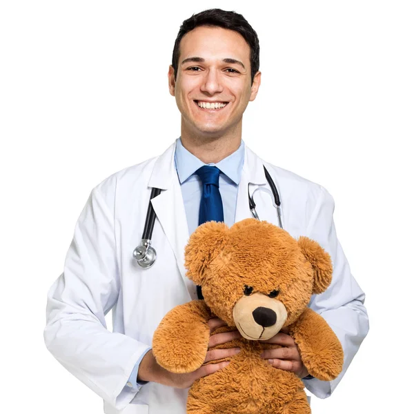 Dokter Houdt Een Teddybeer Geïsoleerd Witte Achtergrond — Stockfoto