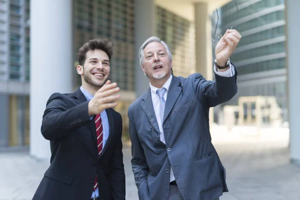 Gente Negocios Llamando Colega —  Fotos de Stock