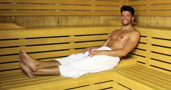 Man Relaxing Sauna — Stock Photo, Image