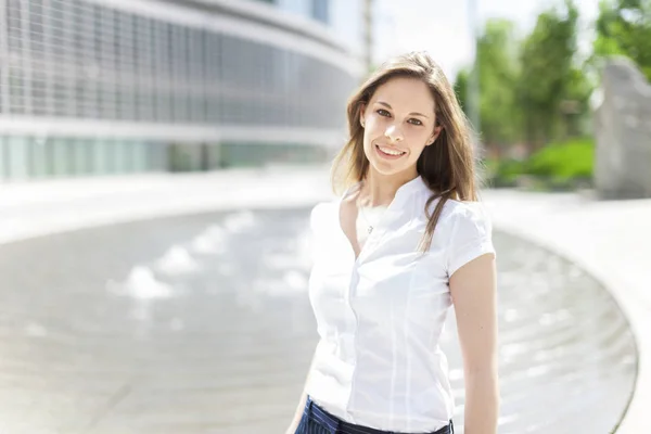 Portrait Young Smiling Businesswoman — Stock Photo, Image