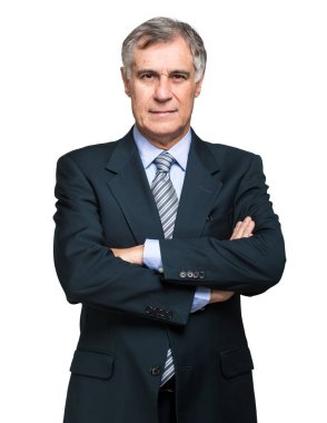 Beyaz arka plan üzerinde izole silah emin olgun işadamı geçti 