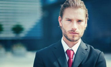 Yakışıklı sarışın erkek Yöneticisi